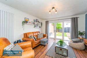Sitting Room- click for photo gallery